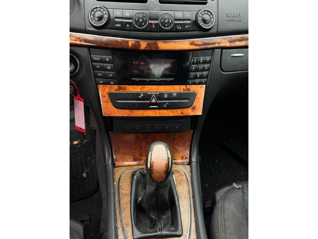 Mercedes-Benz E 270 Elegance - автомобили, коли, обяви за нови и употребявани 11