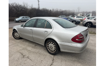 mercedes-benz-e-270 - 3