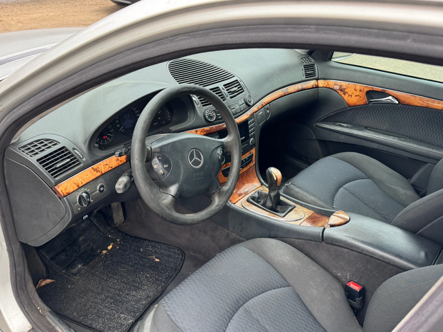 Mercedes-Benz E 270 Elegance - автомобили, коли, обяви за нови и употребявани 5