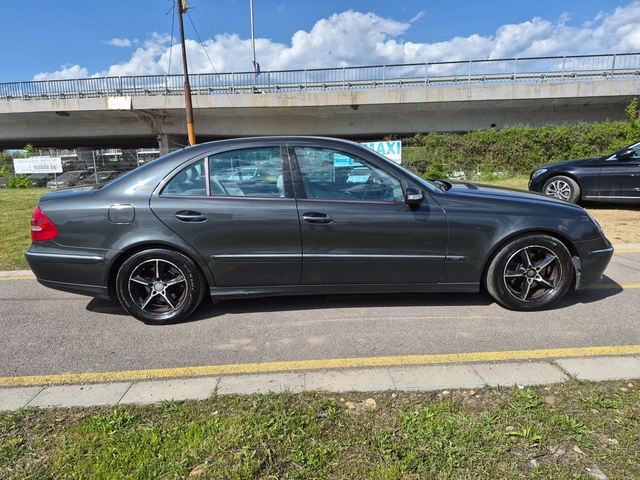 Mercedes-Benz E 270 2.7CDI - автомобили, коли, обяви за нови и употребявани 5