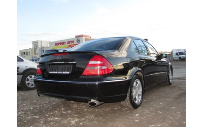 mercedes-benz-e-280 - 4