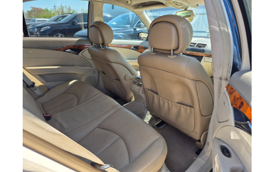 Mercedes-Benz E E - автомобили, коли, обяви за нови и употребявани 9