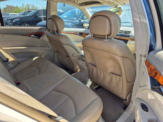 Mercedes-Benz E E - автомобили, коли, обяви за нови и употребявани 9