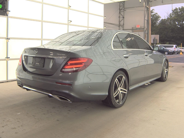 Mercedes-Benz E 300 AMG* BURMASTER* KEYLESS GO* PANO* КАМЕРА* М.ТОЧКА - автомобили, коли, обяви за нови и употребявани 4