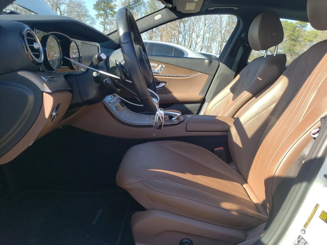 Mercedes-Benz E 300 AMG* BURMESTER* KEYLESS* АВТО КРЕДИТ - автомобили, коли, обяви за нови и употребявани 6