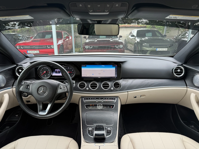 Mercedes-Benz E 300 UPDATE TO FACELIFT 20-23 - автомобили, коли, обяви за нови и употребявани 11