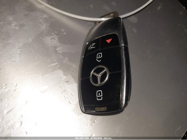 Mercedes-Benz E 300 2.0L I-4 DI, DOHC, VVT, TURBO, 241HP Rear Wheel Drive - автомобили, коли, обяви за нови и употребявани 10