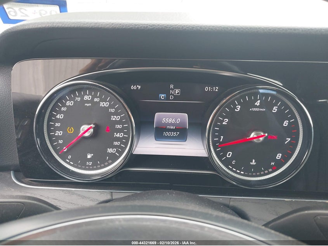 Mercedes-Benz E 300 2.0L I-4 DI, DOHC, VVT, TURBO, 241HP Rear Wheel Drive - автомобили, коли, обяви за нови и употребявани 6