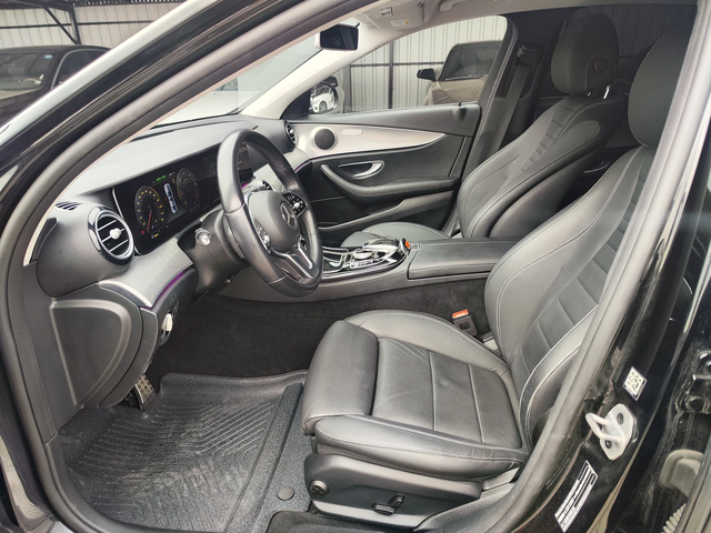 Mercedes-Benz E 300 EQ* PLUGIN* PODGREV* CAMERA* LINEASIST* LIZING - автомобили, коли, обяви за нови и употребявани 4