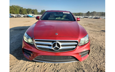 mercedes-benz-e-300 - 4