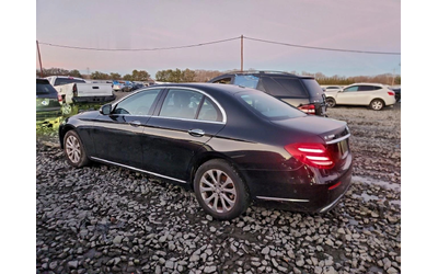 mercedes-benz-e-300 - 1