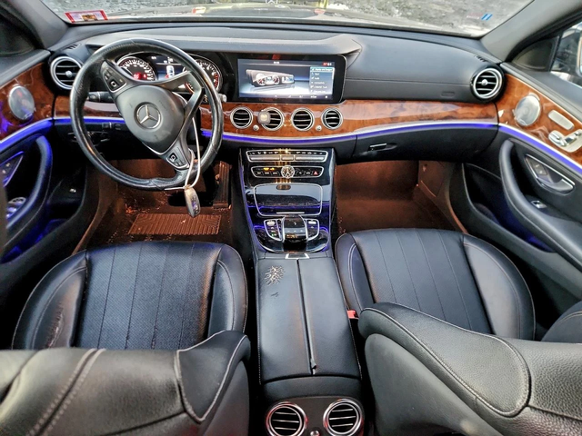 Mercedes-Benz E 300 4MATIC - автомобили, коли, обяви за нови и употребявани 7