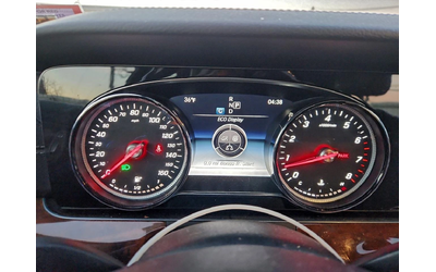 Mercedes-Benz E 300 4MATIC - автомобили, коли, обяви за нови и употребявани 8