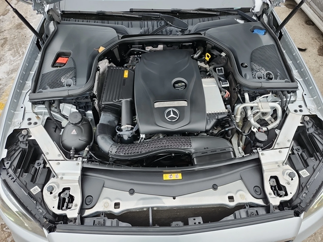 Mercedes-Benz E 300 AMG-PKG* PANO* BURMESTER* DISTRONIC* 360view* - автомобили, коли, обяви за нови и употребявани 10