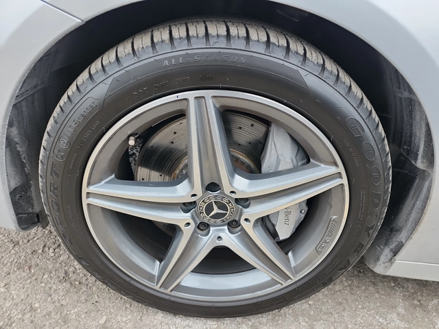 Mercedes-Benz E 300 AMG-PKG* PANO* BURMESTER* DISTRONIC* 360view* - автомобили, коли, обяви за нови и употребявани 4