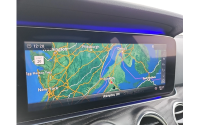 Mercedes-Benz E 300 AMG-PKG* PANO* BURMESTER* DISTRONIC* 360view* - автомобили, коли, обяви за нови и употребявани 8