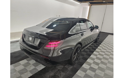 mercedes-benz-e-300 - 2