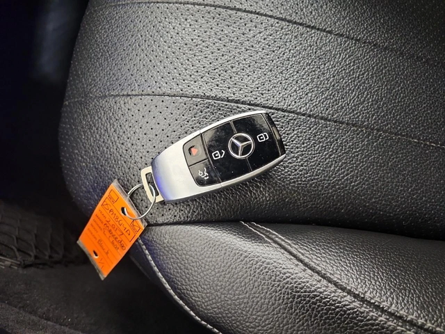 Mercedes-Benz E 300 Burmester* 360* AMG packet* Пано* - автомобили, коли, обяви за нови и употребявани 5