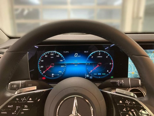 Mercedes-Benz E 300 d 4M Avantgarde - автомобили, коли, обяви за нови и употребявани 12