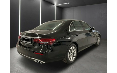 mercedes-benz-e-300 - 2