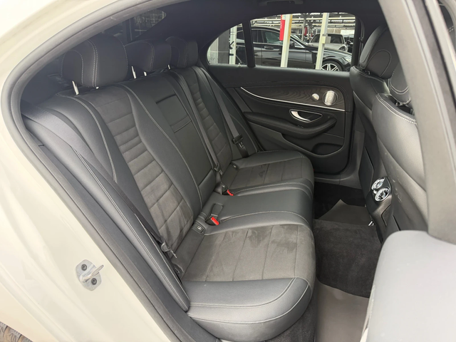 Mercedes-Benz E 300 DE#AMG STYLE#DESIGNO#ALCANTARA#DISTR#BURMESTER - автомобили, коли, обяви за нови и употребявани 12