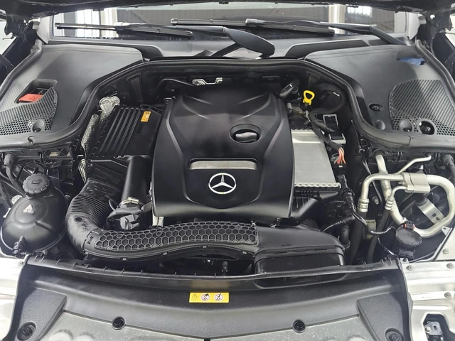 Mercedes-Benz E 300 С РЕГИСТРАЦИЯ & АВТО КРЕДИТ - автомобили, коли, обяви за нови и употребявани 5