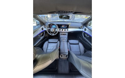 Mercedes-Benz E 300 - автомобили, коли, обяви за нови и употребявани 12