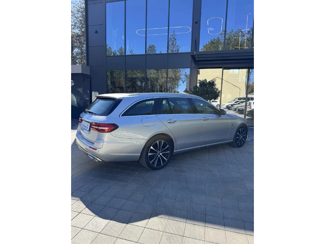 Mercedes-Benz E 300 - автомобили, коли, обяви за нови и употребявани 6