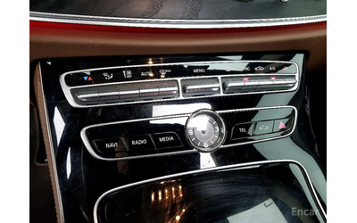 Mercedes-Benz E 300 4MATIC FACE AMG PACK* HEAD-UP* 360 CAM* ОБДУХВАНЕ* - автомобили, коли, обяви за нови и употребявани 8