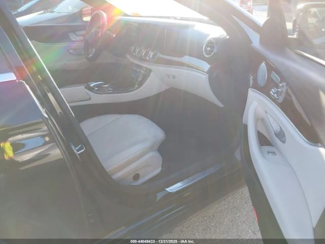 Mercedes-Benz E 300 * BURMESTER* KEYLESS* ПАНОРАМА* КОЖА* ПОДГРЕВ* - автомобили, коли, обяви за нови и употребявани 10