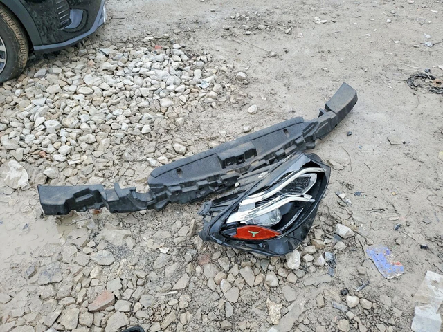 Mercedes-Benz E 300 * KEYLESS* BURMESTER* ШИБИДАХ* КОЖА* КАМЕРА* - автомобили, коли, обяви за нови и употребявани 10