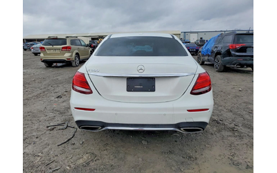 mercedes-benz-e-300 - 5