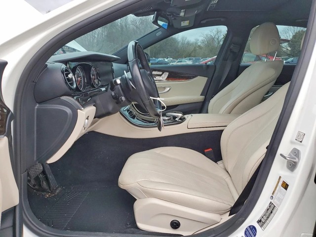 Mercedes-Benz E 300 * KEYLESS* BURMESTER* ШИБИДАХ* КОЖА* КАМЕРА* - автомобили, коли, обяви за нови и употребявани 7