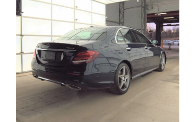 mercedes-benz-e-300 - 1