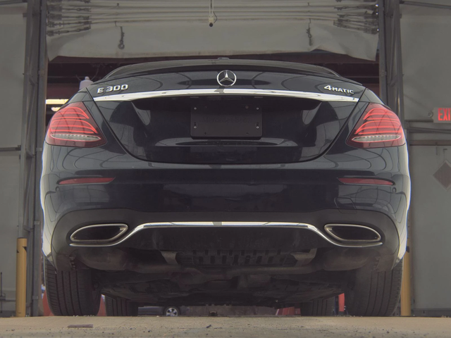 Mercedes-Benz E 300 AMG* PACK* 4MATIC* BURMESTER* МЪРТВА* ТОЧКА* МАСАЖ - автомобили, коли, обяви за нови и употребявани 5