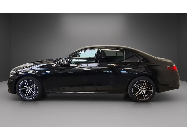 Mercedes-Benz E 300 DE AMG Night - автомобили, коли, обяви за нови и употребявани 2