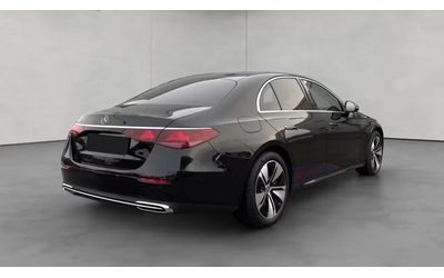 mercedes-benz-e-300 - 3