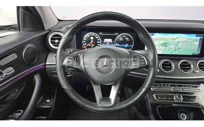 mercedes-benz-e-300 - 4