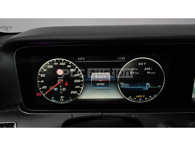 Mercedes-Benz E 300 2017* DIGITAL* HEAD-UP* AMBIENT* 9G* PANO* КРАЙНА - автомобили, коли, обяви за нови и употребявани 6