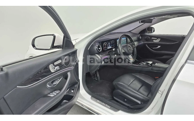 Mercedes-Benz E 300 2017* DIGITAL* HEAD-UP* AMBIENT* 9G* PANO* КРАЙНА - автомобили, коли, обяви за нови и употребявани 7