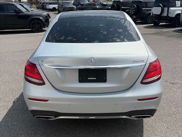Mercedes-Benz E 300 АМГ ПАКЕТ/CARFAX/360 КАМ/ПАНО/ПОДГРЕВ/Burmester - автомобили, коли, обяви за нови и употребявани 4