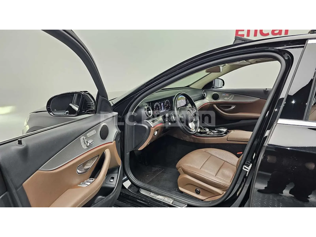 Mercedes-Benz E 300 | ПОДГРЕВ | ОБДУХВАНЕ | ПАНОРАМА | - автомобили, коли, обяви за нови и употребявани 5