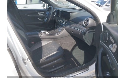 mercedes-benz-e-300 - 4