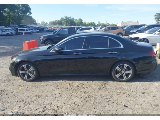 Mercedes-Benz E 300 АВТОКРЕДИТ* BURMASTER* ПОДГРЕВ* ОБДУХВАНЕ* - автомобили, коли, обяви за нови и употребявани 13