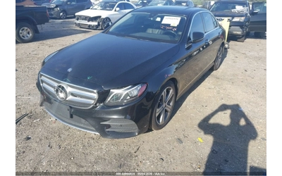 mercedes-benz-e-300 - 1