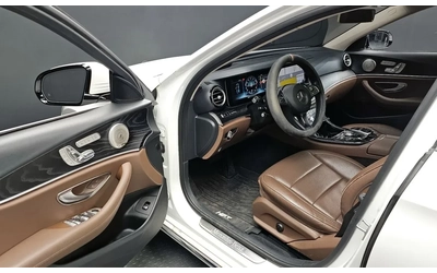 mercedes-benz-e-300 - 2