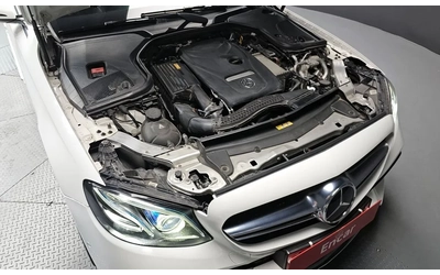 Mercedes-Benz E 300 4MATIC* E63 AMG ОПТИКА* ОБДУХВАНЕ* WIDESCREEN* HUD - автомобили, коли, обяви за нови и употребявани 15