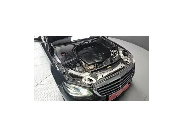 Mercedes-Benz E 300 E220d 4MATIC - Крайна цена до България!ЛИЗИНГ - автомобили, коли, обяви за нови и употребявани 4