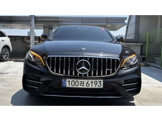 Mercedes-Benz E 300 E63 AMG ПАКЕТ / OБДУХ / BURMESTER / 360 КАМЕРИ - автомобили, коли, обяви за нови и употребявани 2
