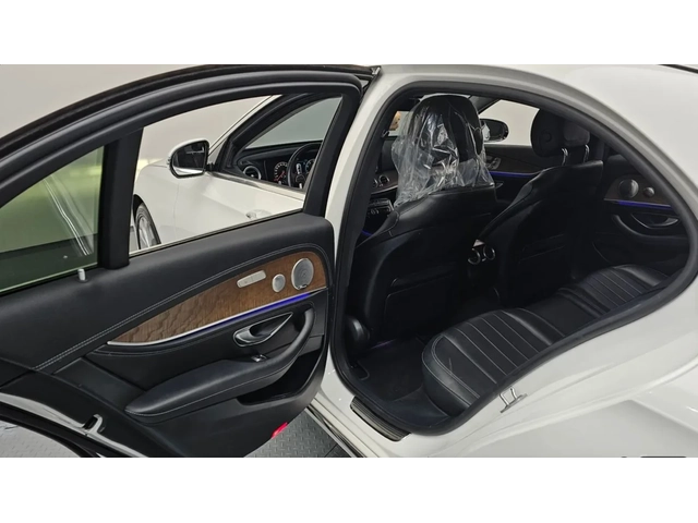 Mercedes-Benz E 300 BURMESTER / DISTRONIC / 360 КАМЕРИ / ОБДУХВАНЕ - автомобили, коли, обяви за нови и употребявани 16